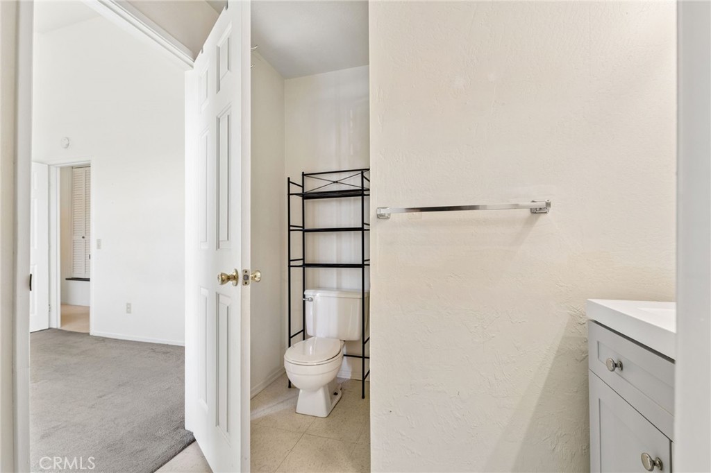 1144 S Nevada