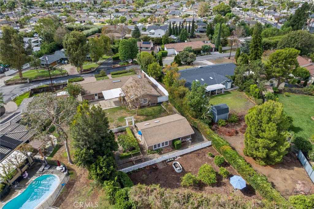 4792 Collins Lane