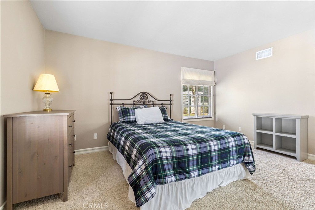 4792 Collins Lane