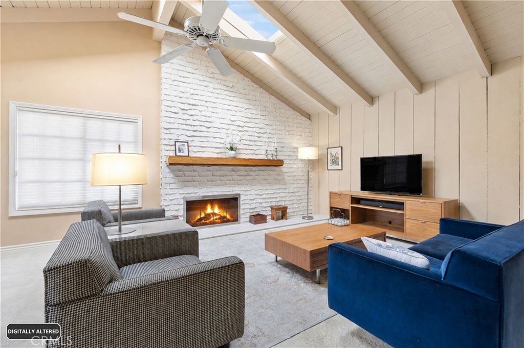 4792 Collins Lane