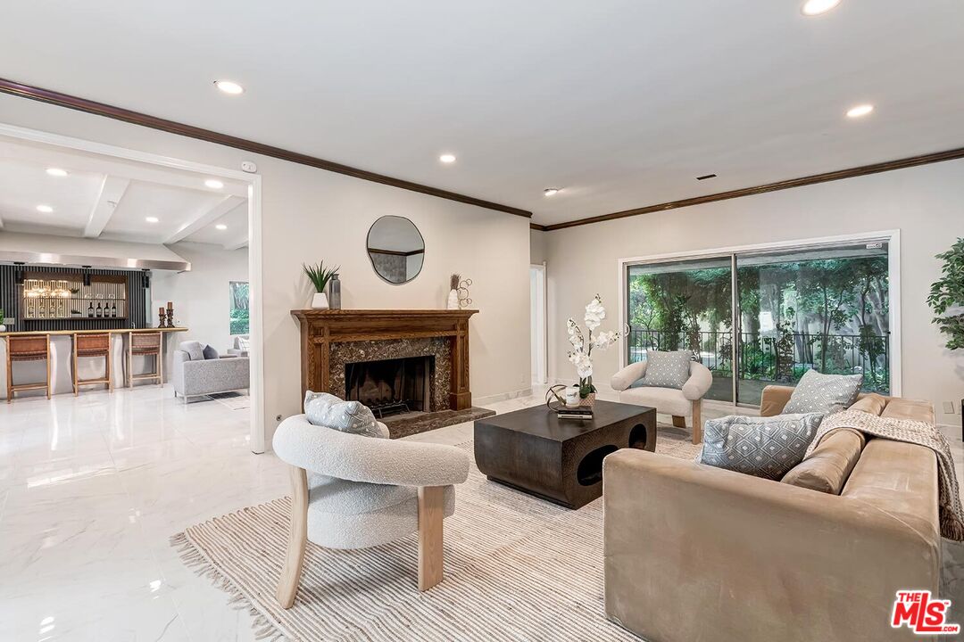 11410 Canton Dr