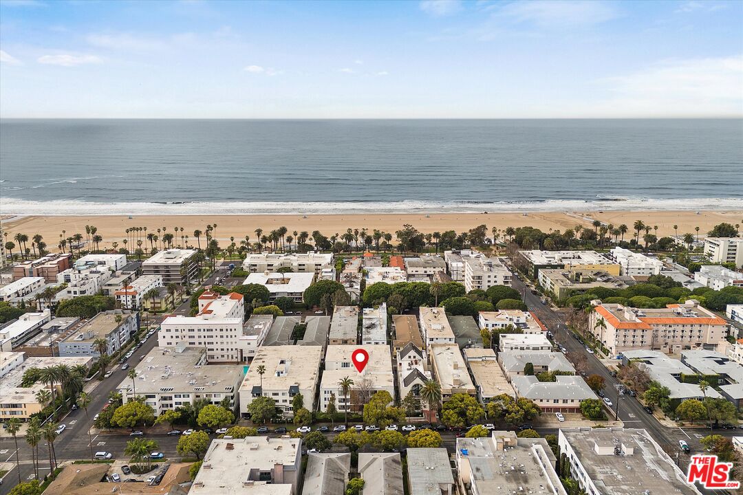 930 3rd St Unit: 305
