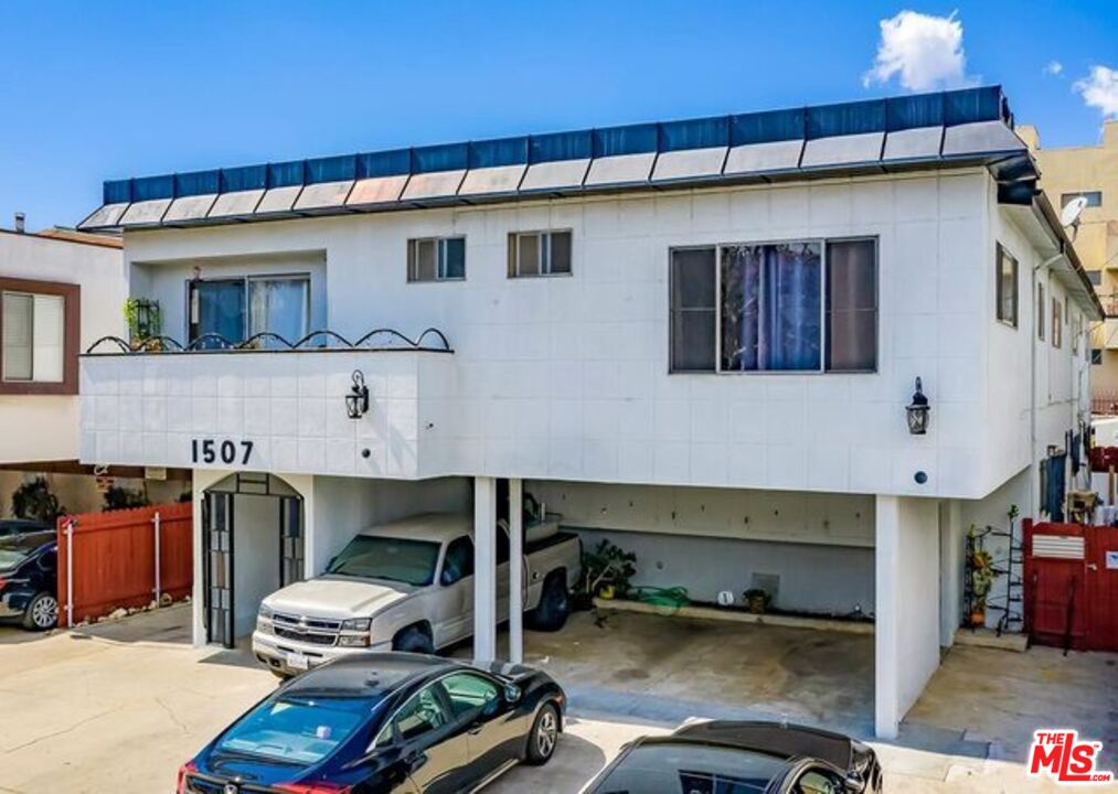 1507 S Sherbourne Dr