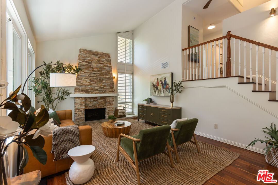 10315 Clusterberry Ct