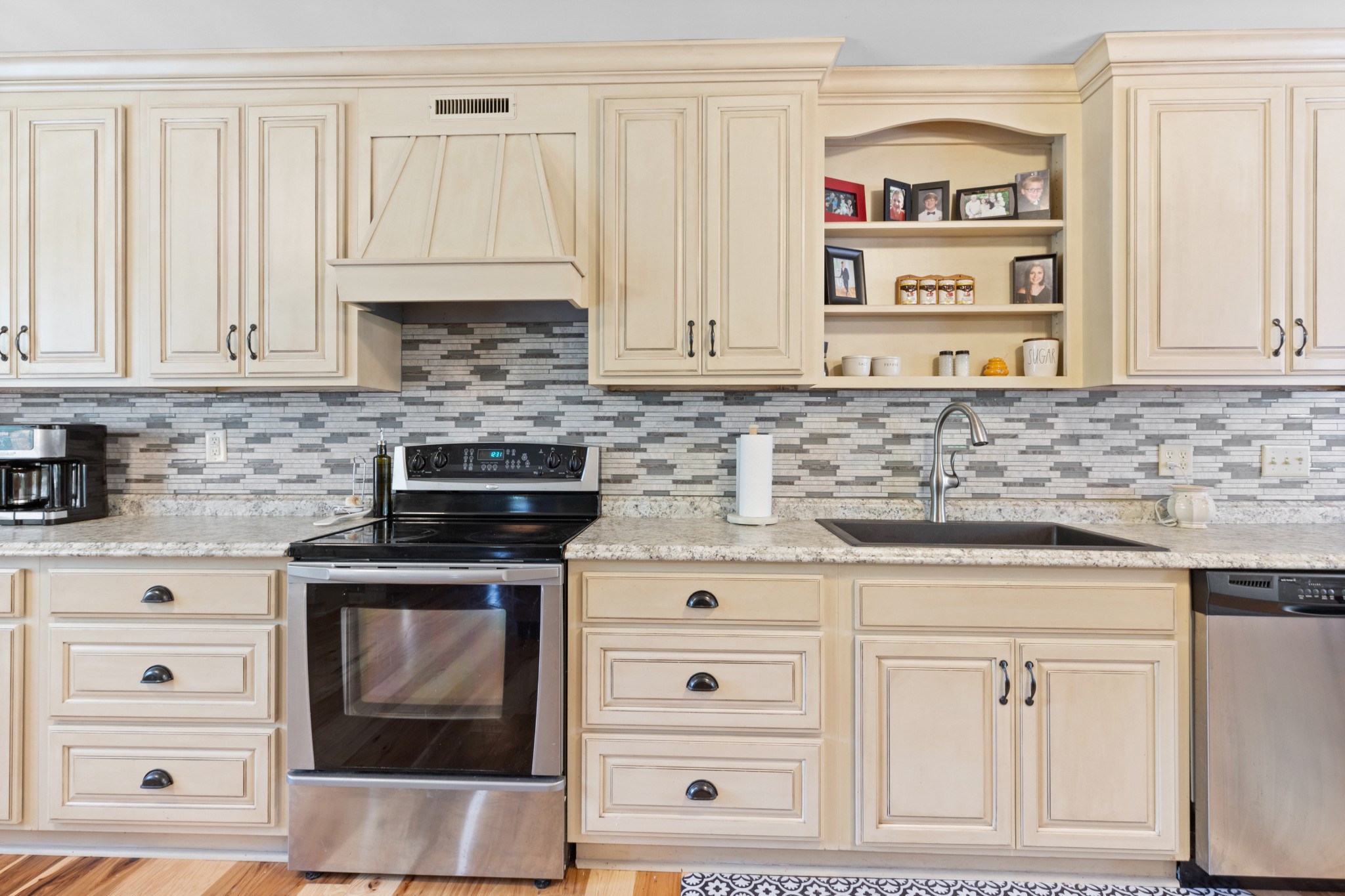 162 Hickory Hollow Dr