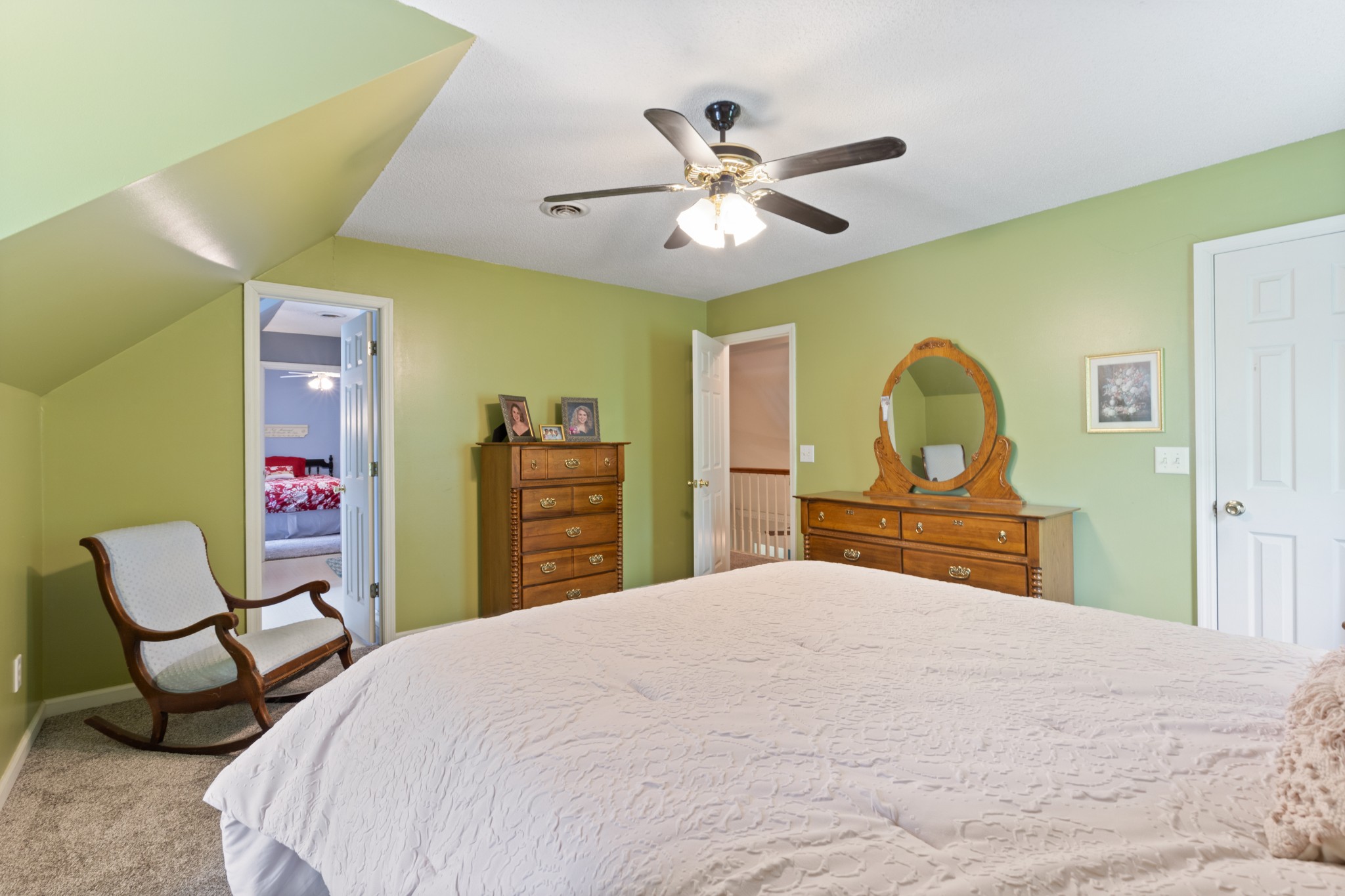 162 Hickory Hollow Dr