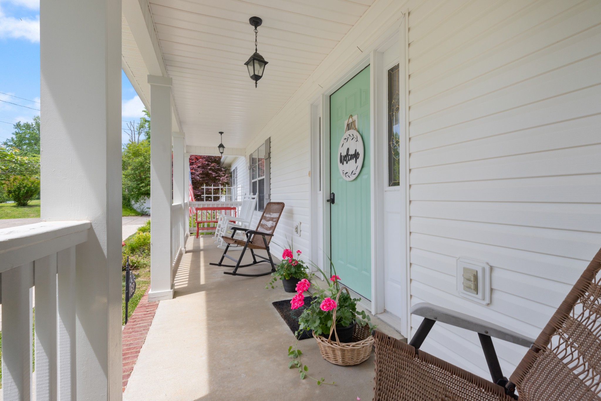 162 Hickory Hollow Dr