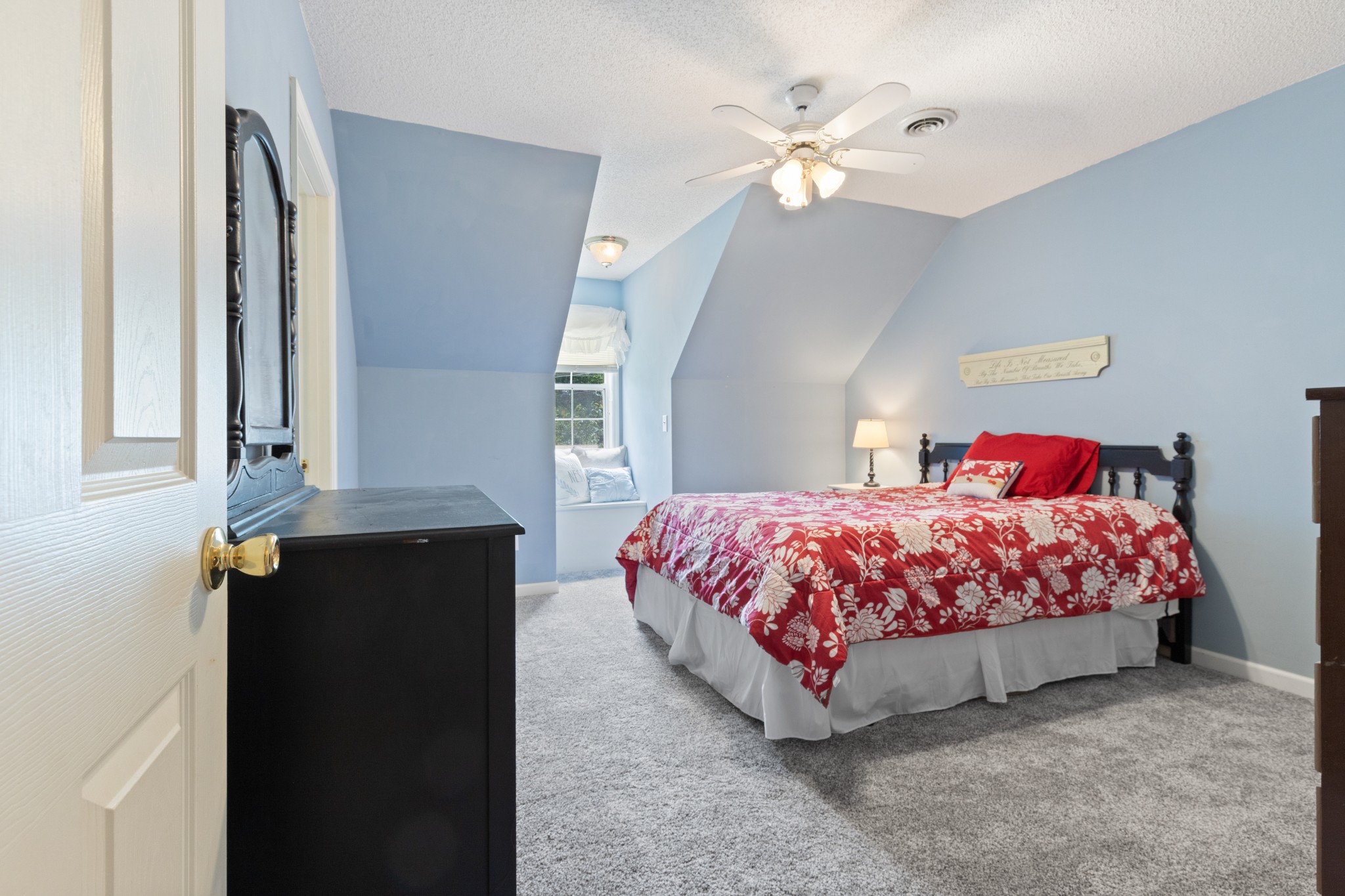 162 Hickory Hollow Dr