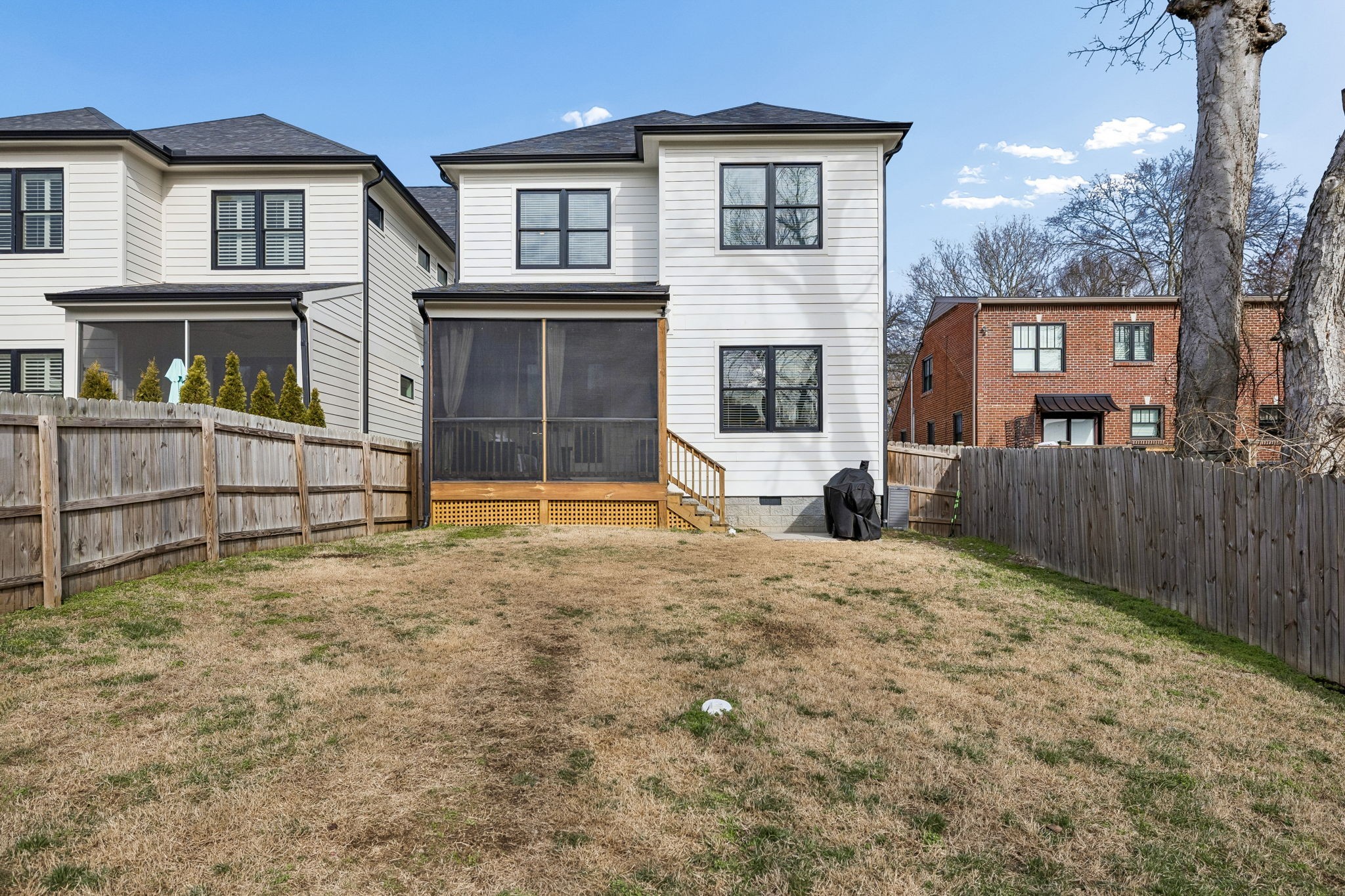 937 Woodmont Blvd