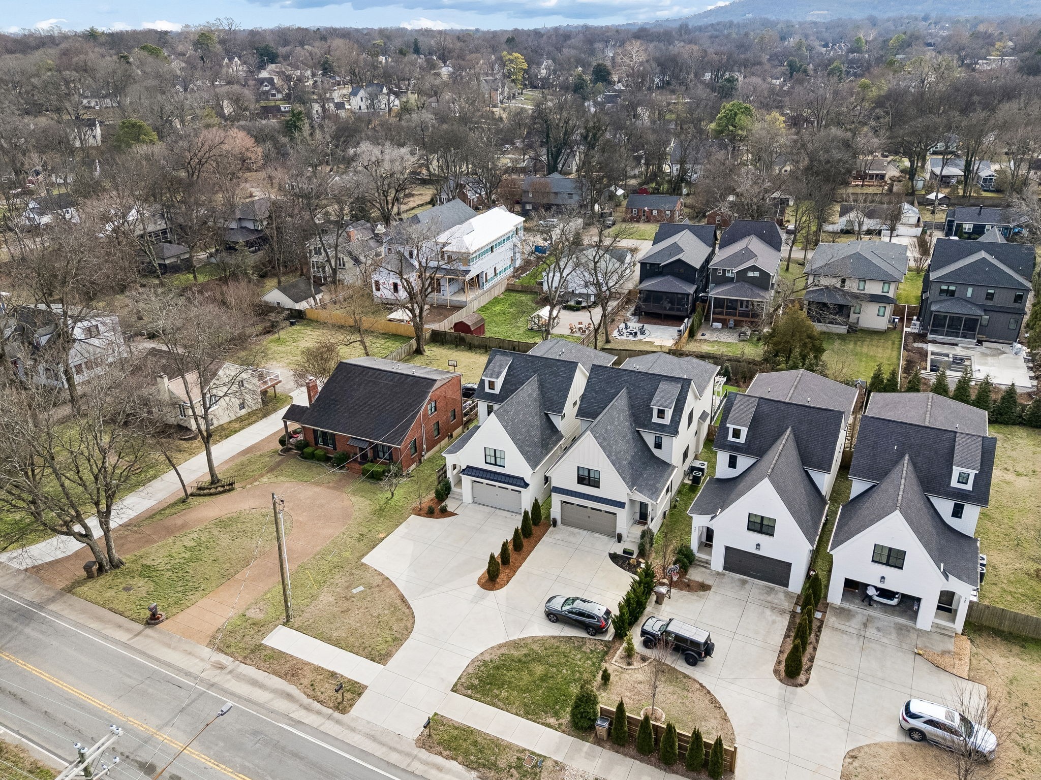 937 Woodmont Blvd