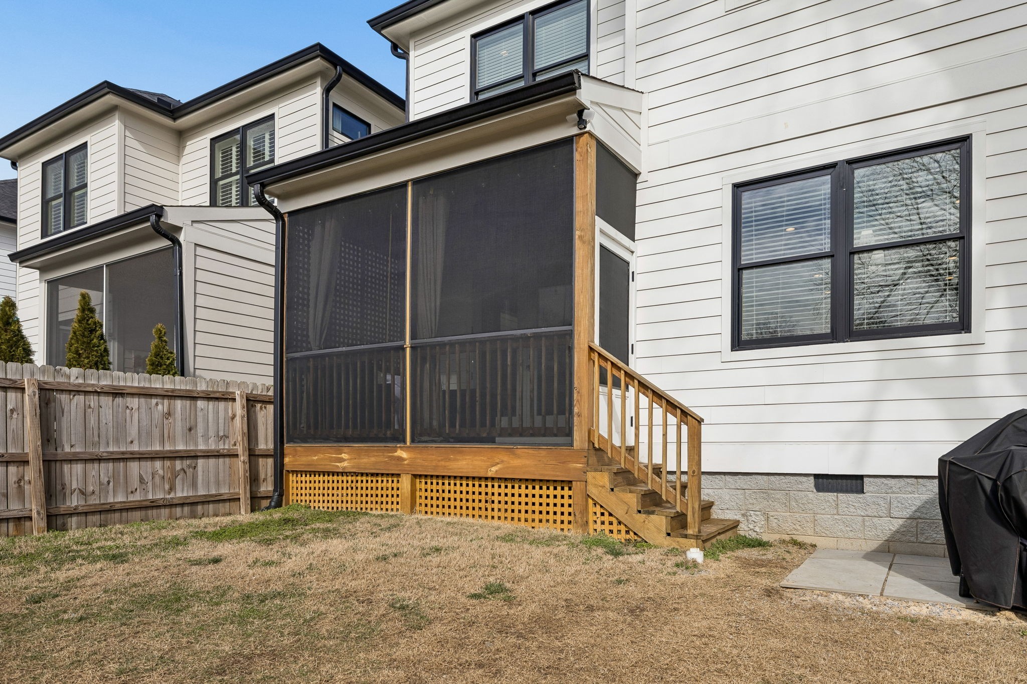 937 Woodmont Blvd