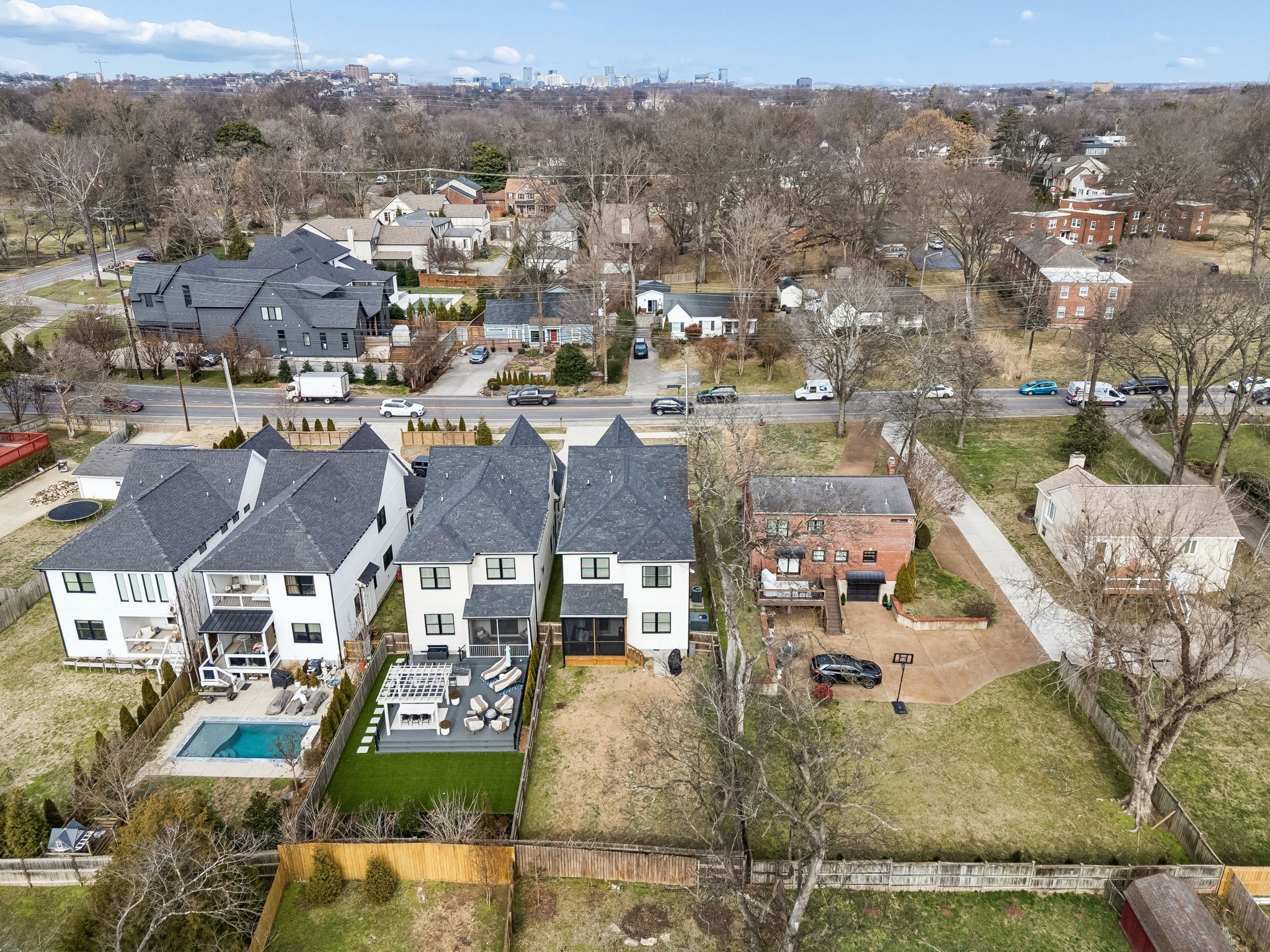 937 Woodmont Blvd