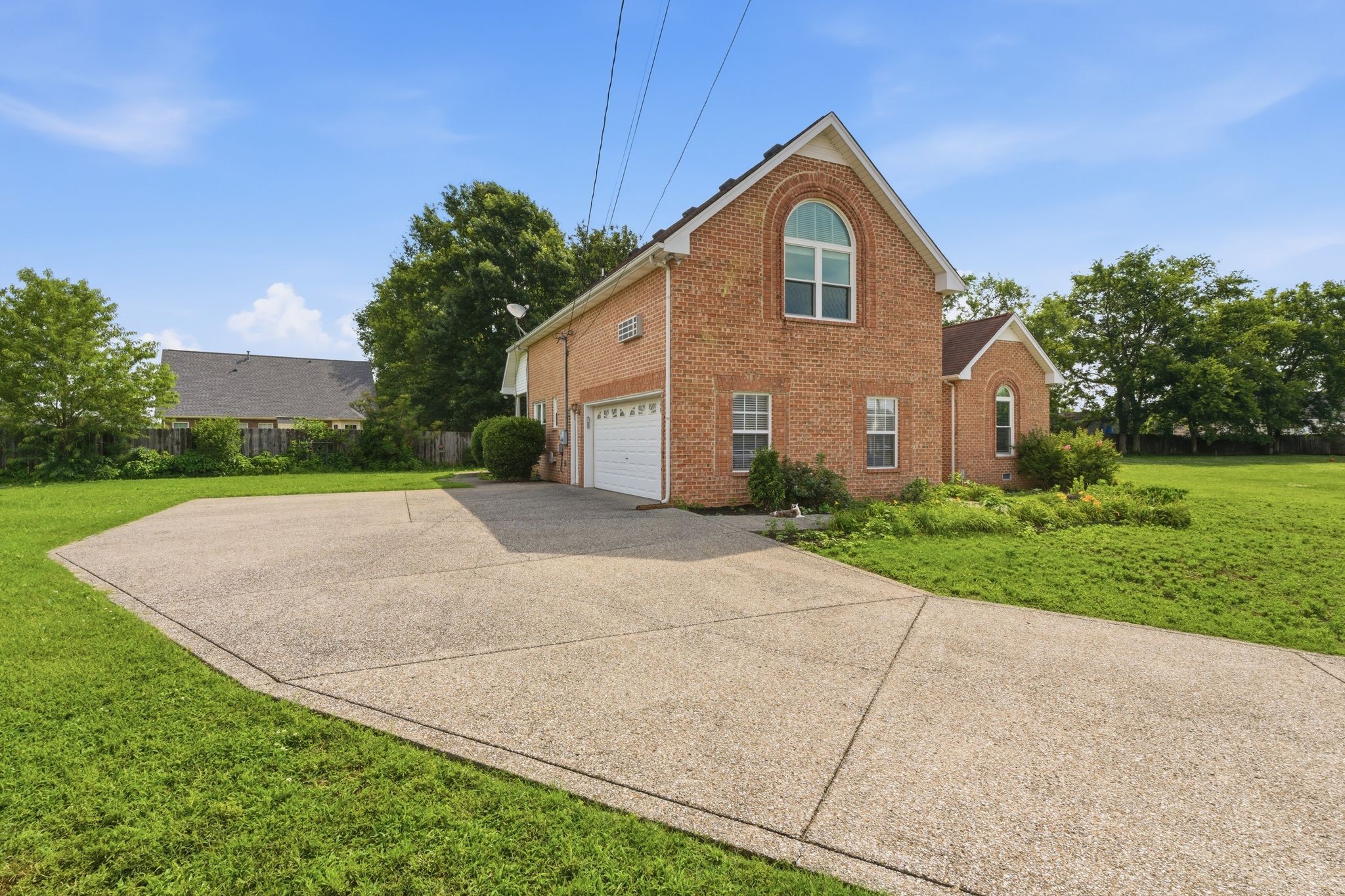 108 Strathmore Ct