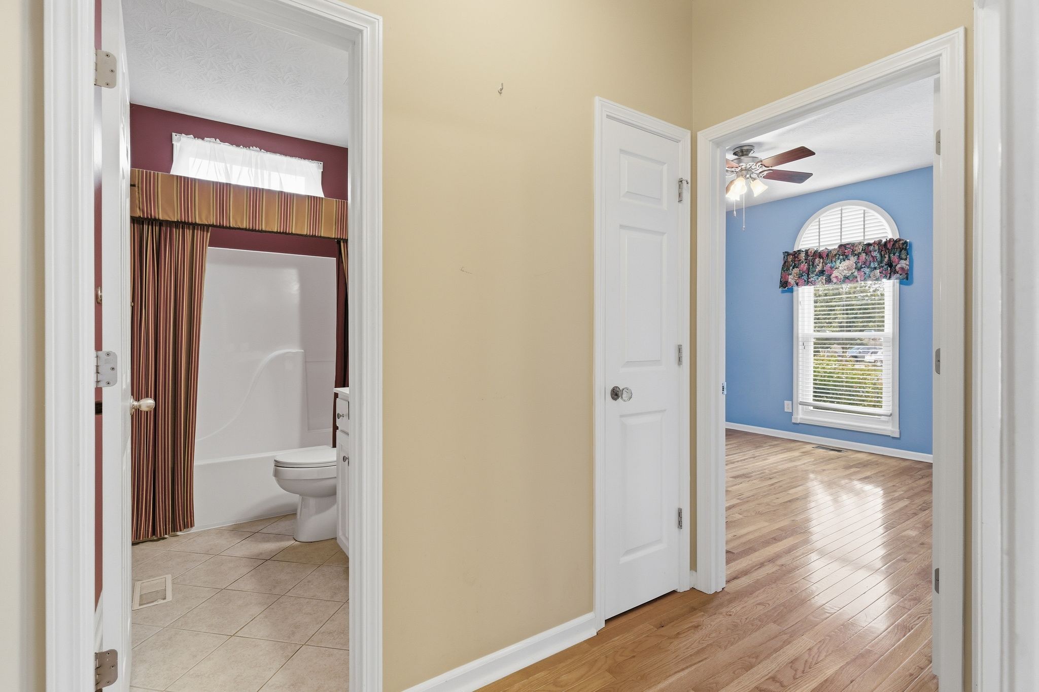 108 Strathmore Ct