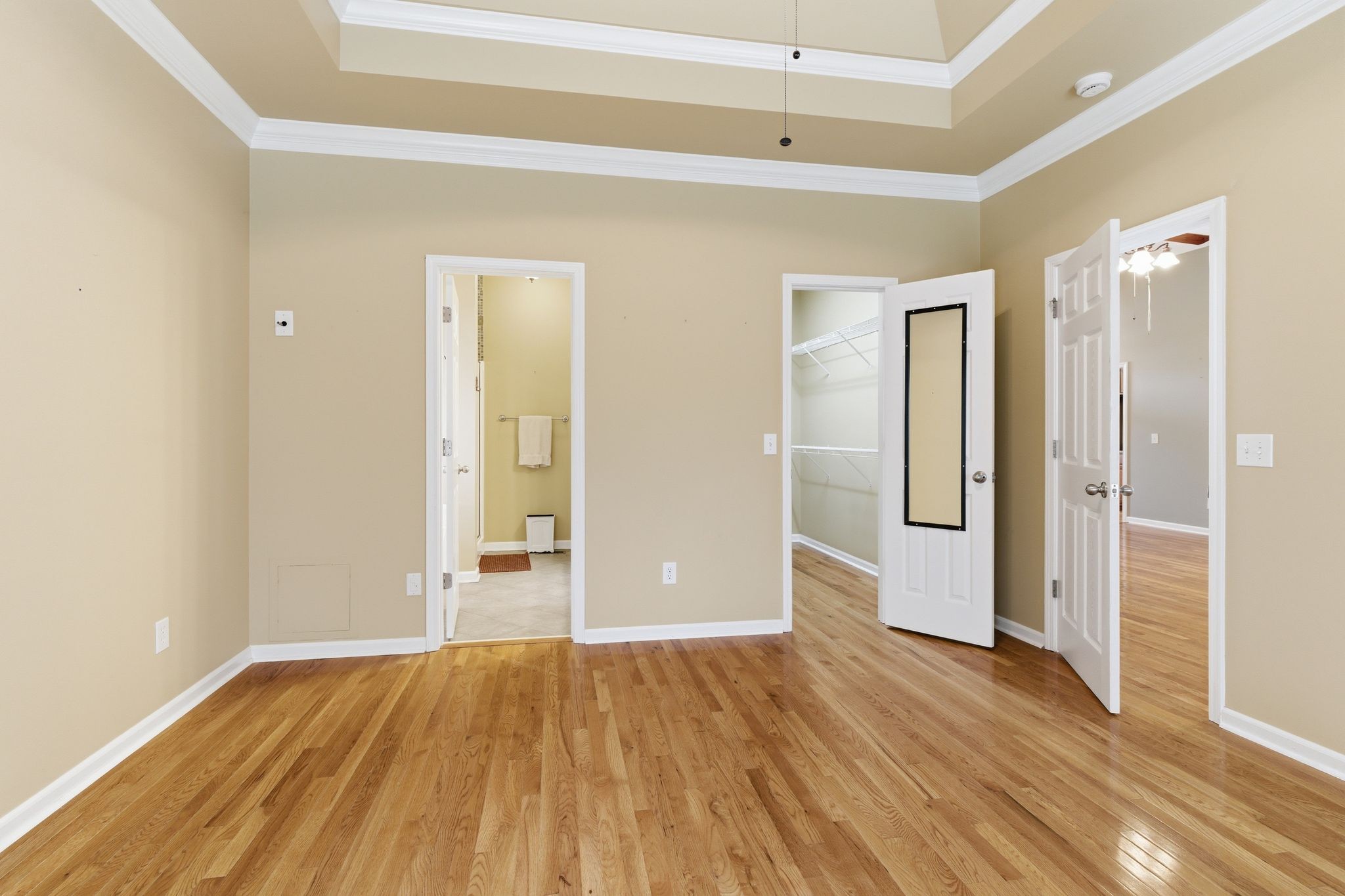 108 Strathmore Ct