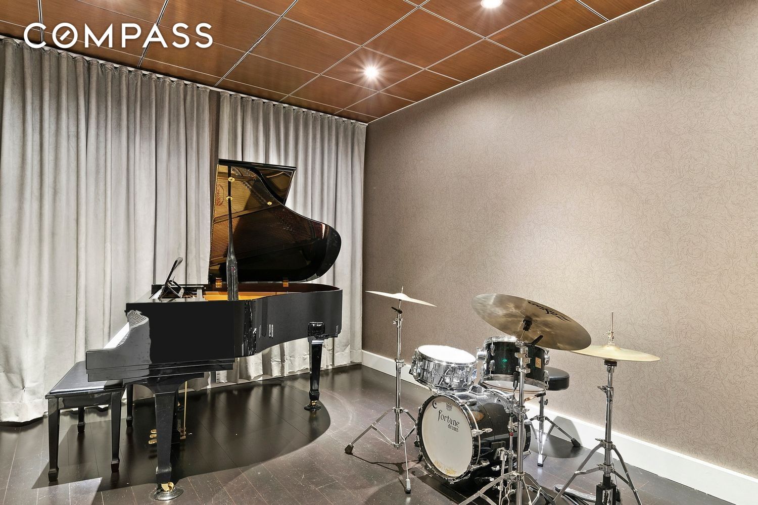 360 Furman Street 1110