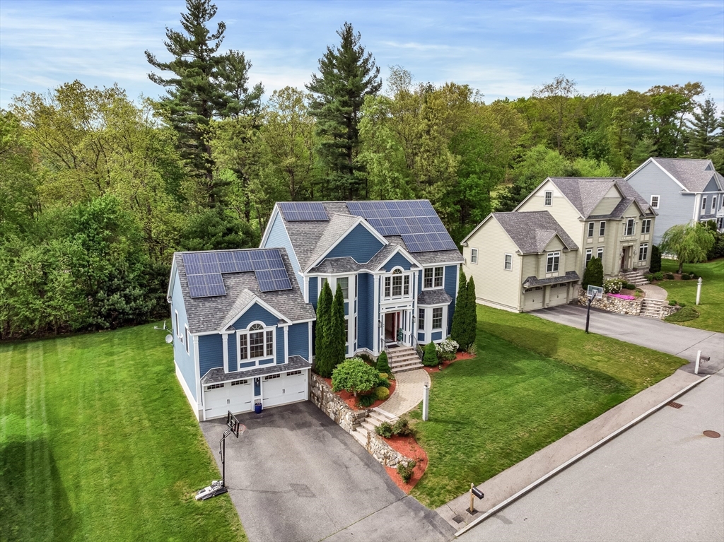 44 Regency Dr
