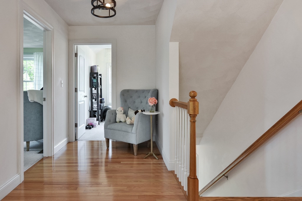 44 Regency Dr
