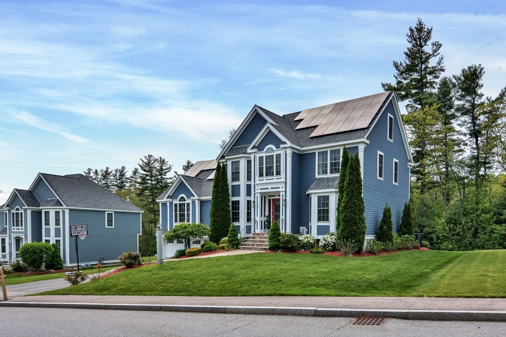 44 Regency Dr
