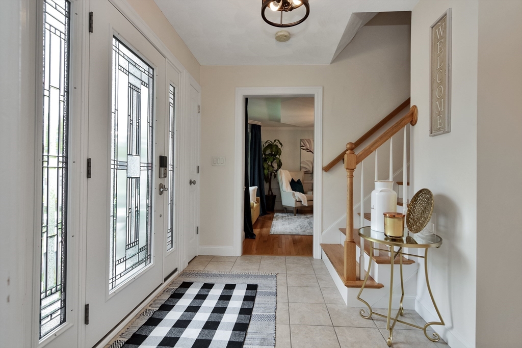 44 Regency Dr