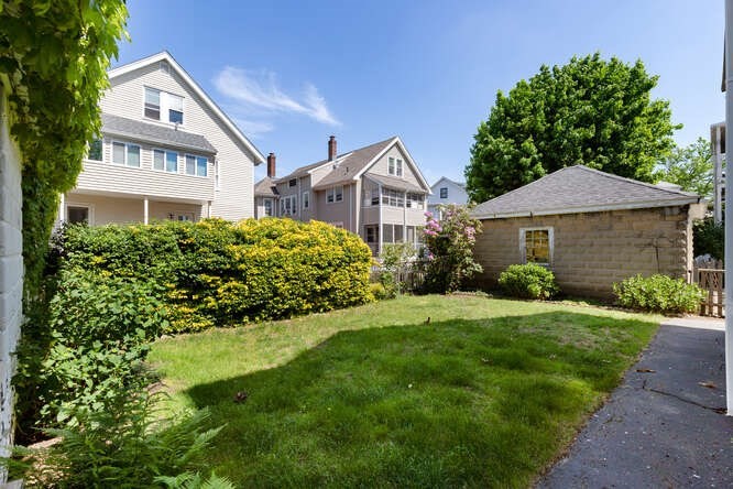 64 Foster Street # 64