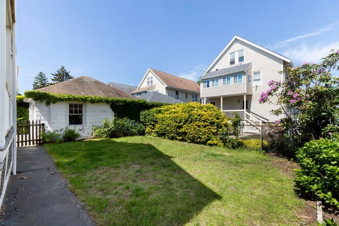 64 Foster Street # 64