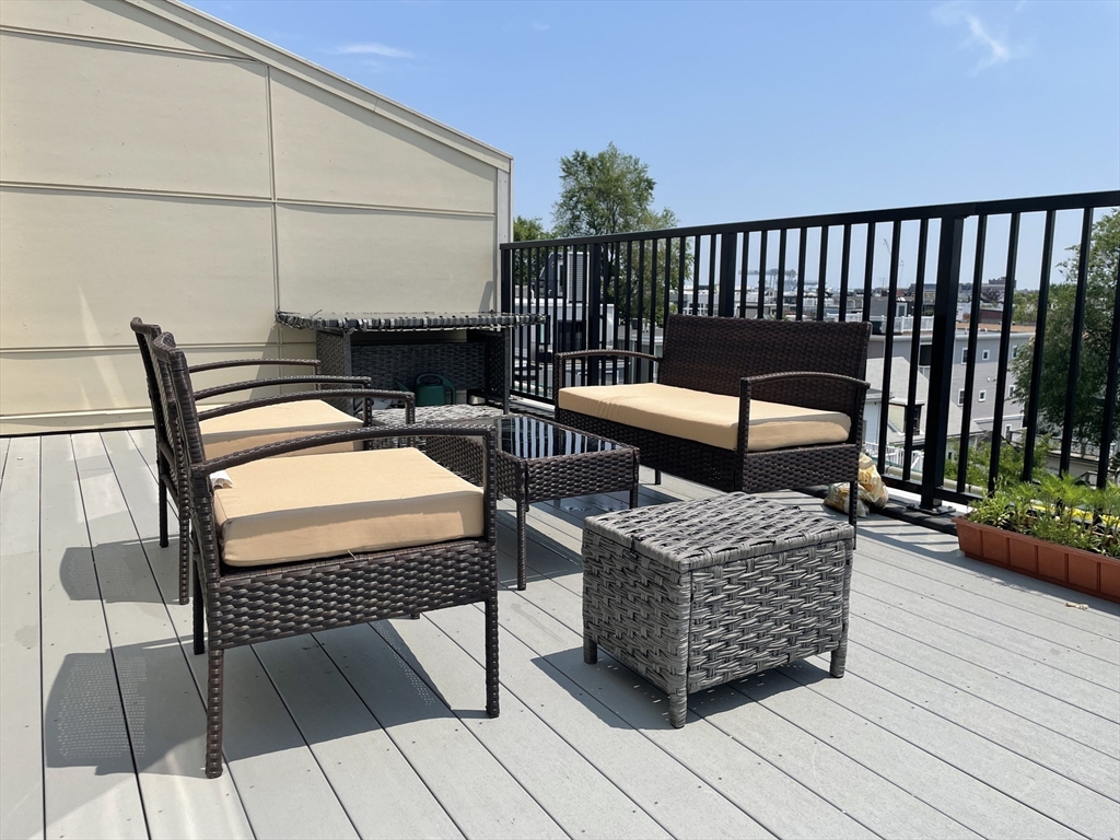 170 W. Broadway # 405