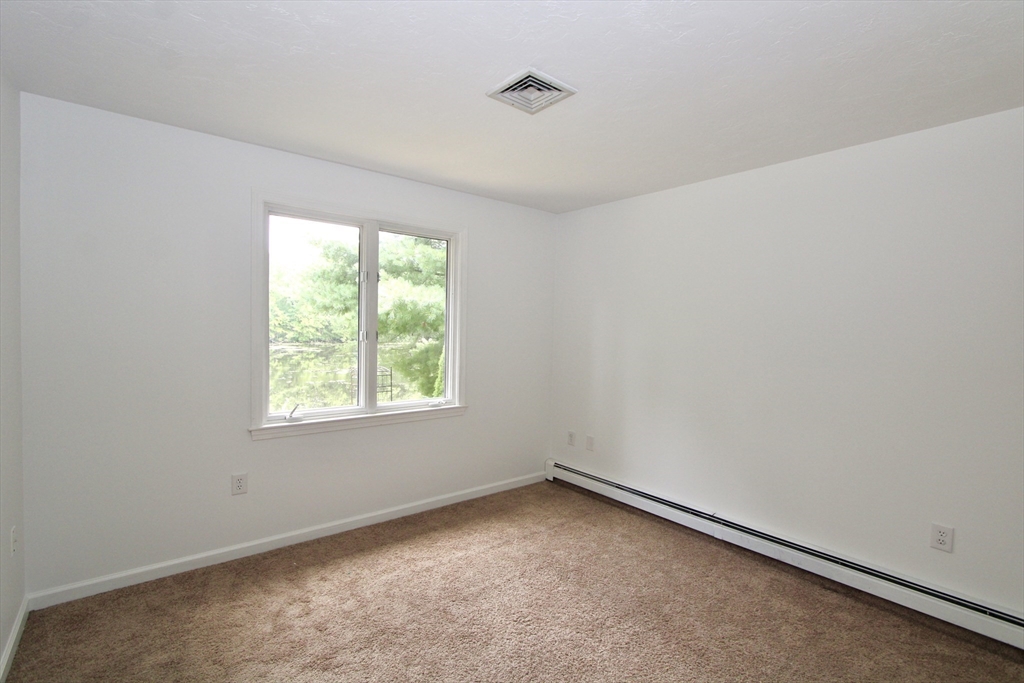 45 Fiske Mill Rd