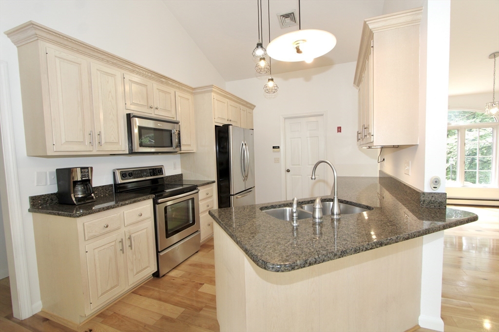 45 Fiske Mill Rd