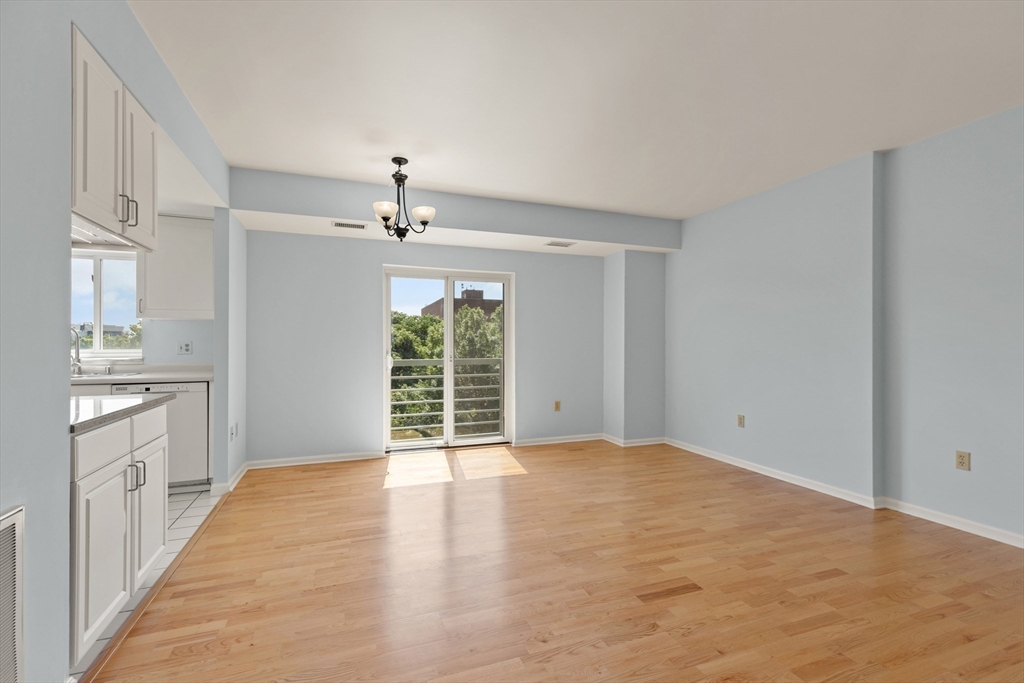 655 Concord Ave # 504