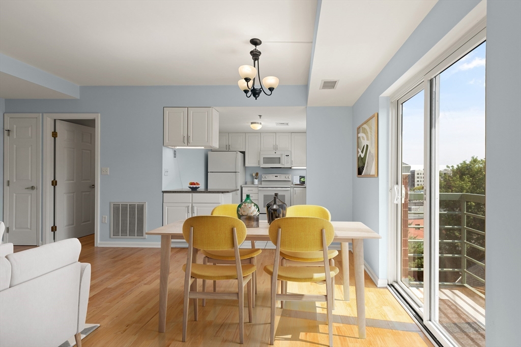 655 Concord Ave # 504