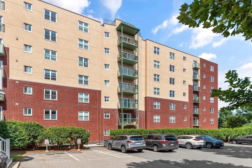 655 Concord Ave # 504