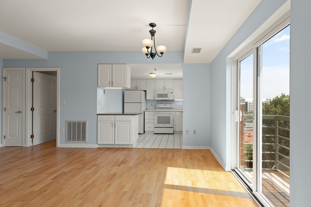 655 Concord Ave # 504