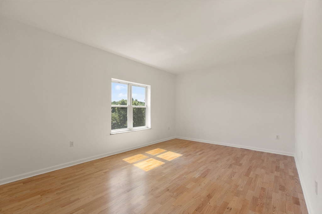 655 Concord Ave # 504
