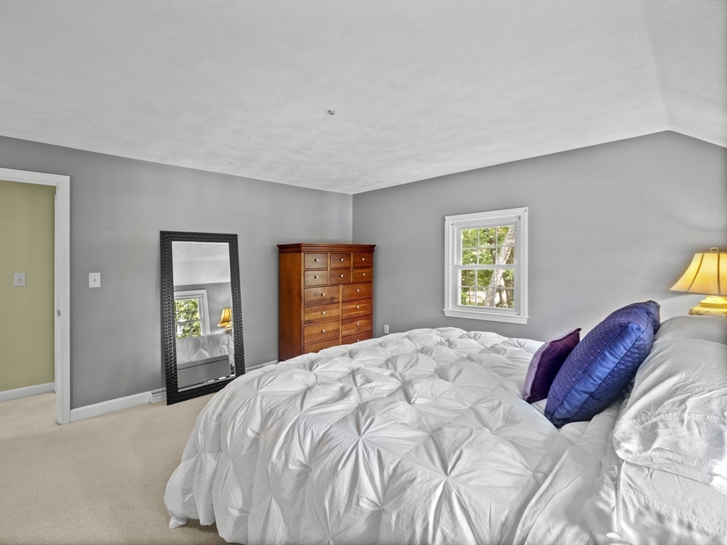 10 Higate Rd