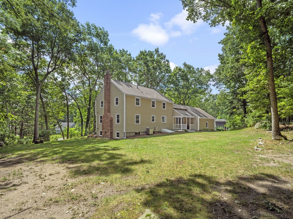 10 Higate Rd