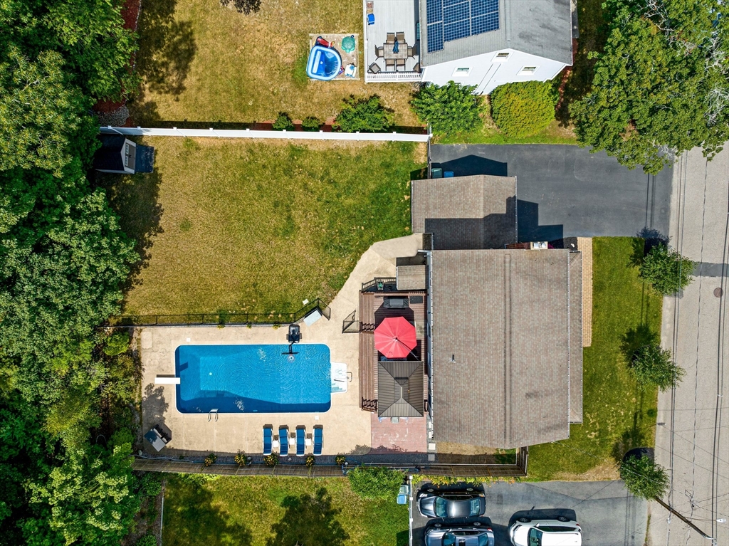 5 Kingsbury Rd