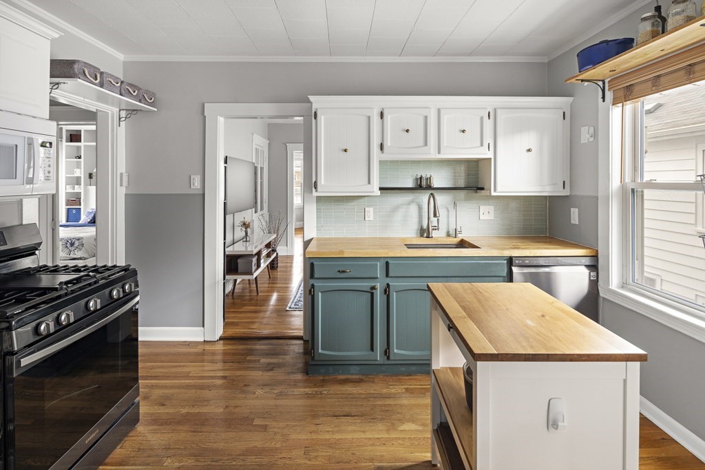 10 Granfield Ave. # 2