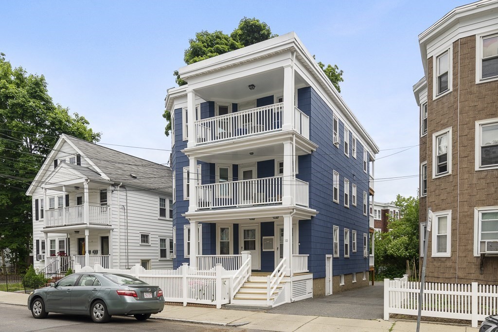 10 Granfield Ave. # 2