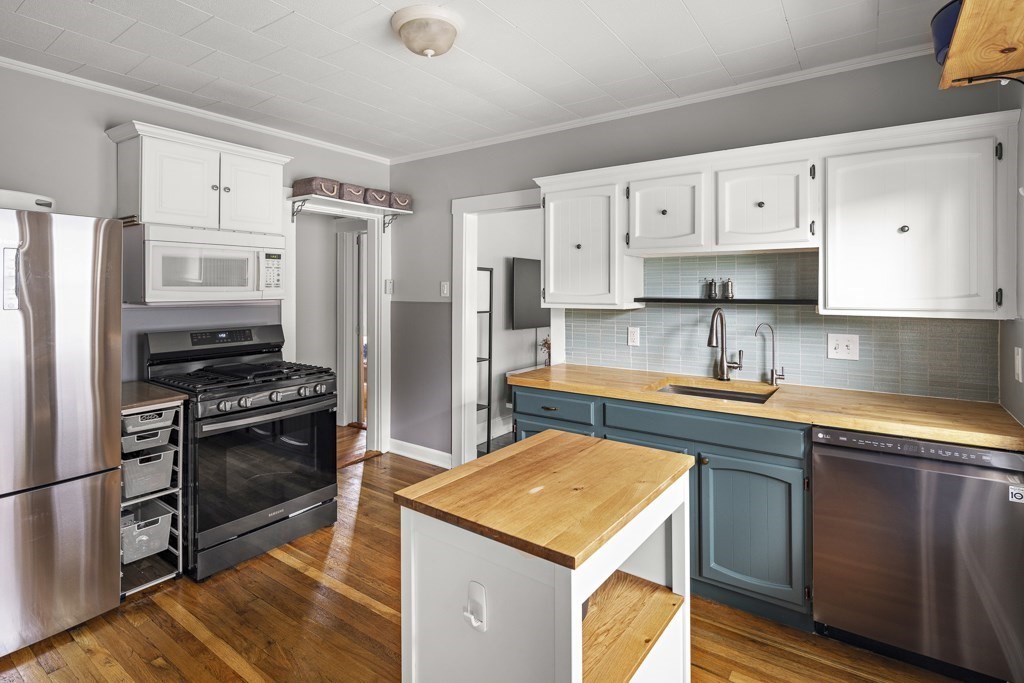 10 Granfield Ave. # 2