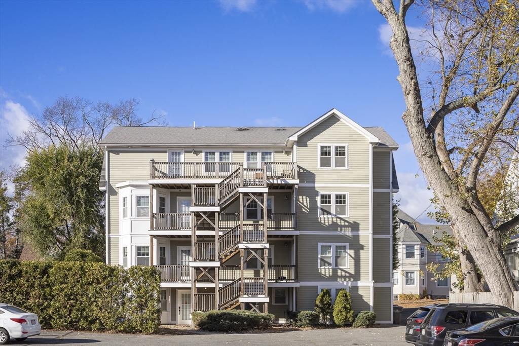 23 Beech St. # 4