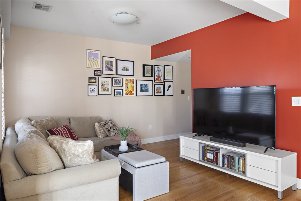 23 Beech St. # 4