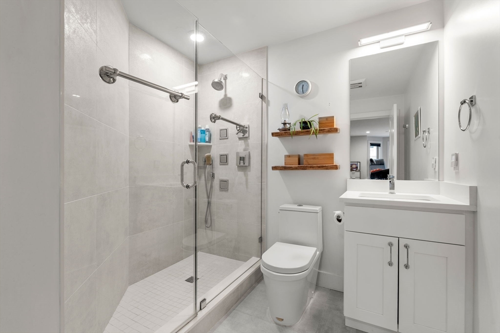 384 Windsor St. # 1