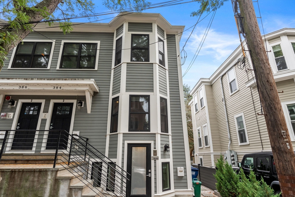 384 Windsor St. # 1