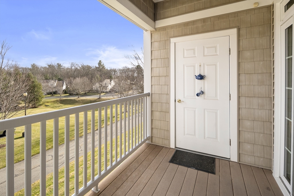 1000 Emerald Ct. # 1215
