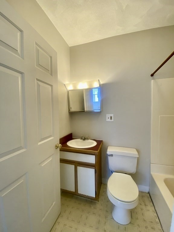 594 Somerville Avenue Unit: 3B