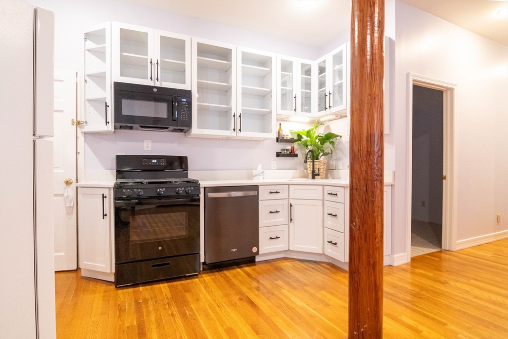 48 Crescent St. # 1R