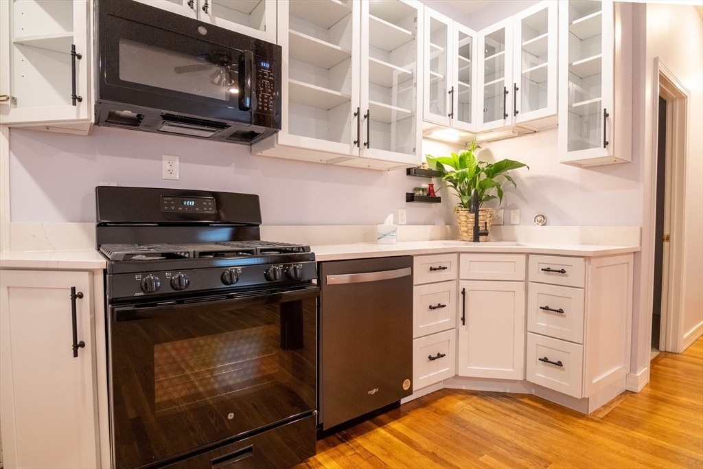 48 Crescent St. # 1R