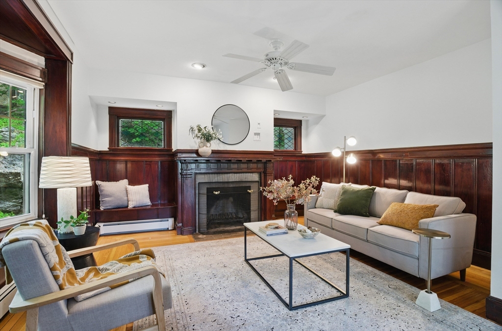 7-9 Leamington Rd # 2