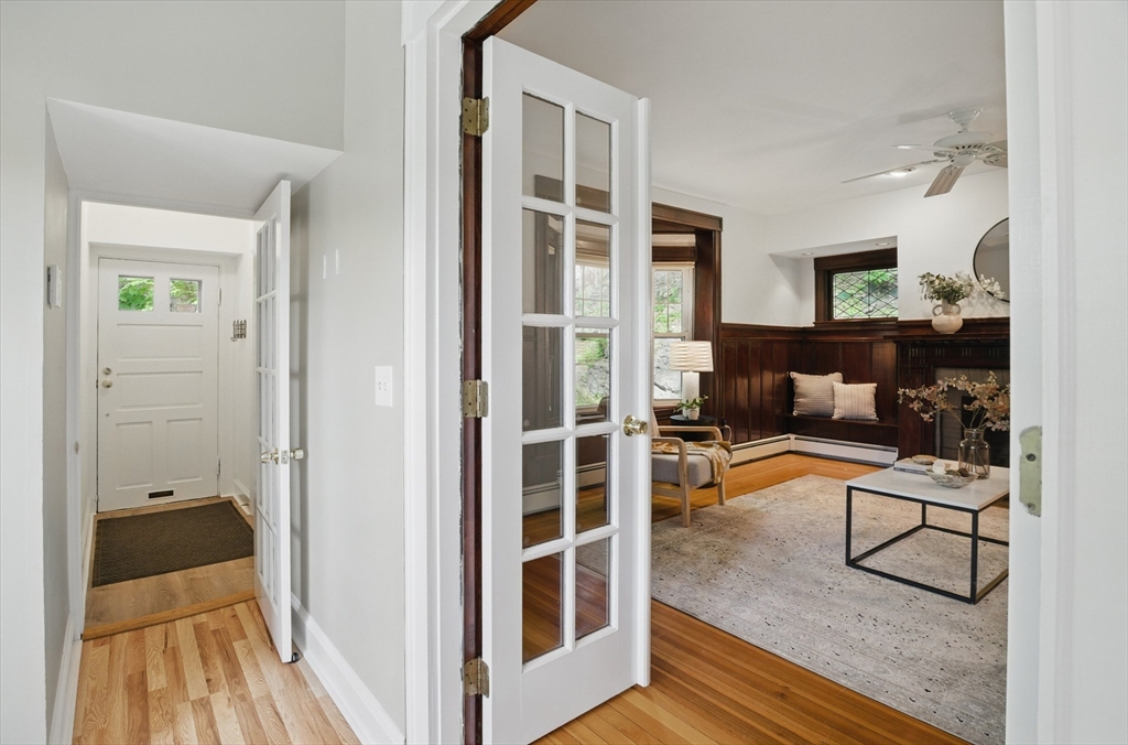 7-9 Leamington Rd # 2